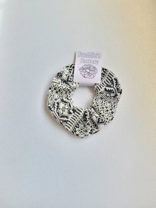 Aztec Print Large Scrunchie, Black and White Aztec Print